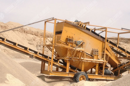 尼泊尔时产100-200 吨移动式筛砂系统